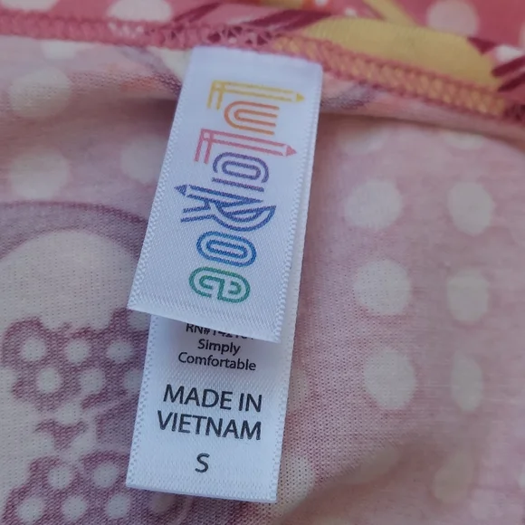 LuLaRoe Disney Mini Classic Tee Size Small - Picture 9 of 12